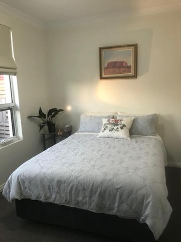 Not Quite The Ritz - Accommodation Adelaide 1