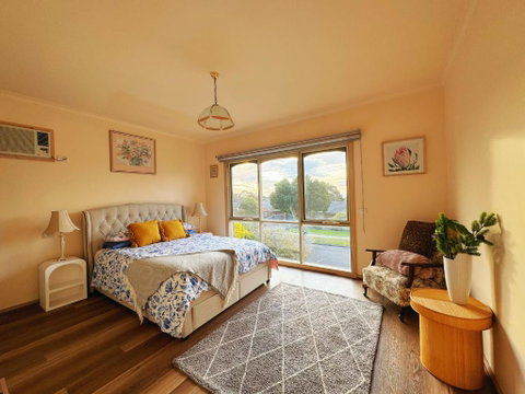 Oceanview 4B2B Two-story House With Big Balcony! - Accommodation Adelaide 1