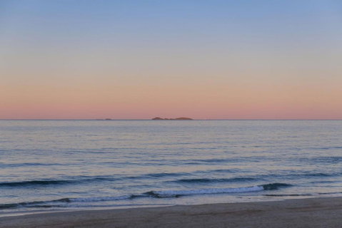 Pacific Dawn On The Beach One - Accommodation Adelaide 3