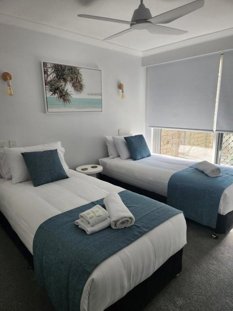 Pacific Surf Absolute Beachfront Apartments - Accommodation Adelaide 3