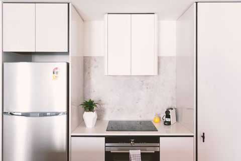 Patio Mt View 1BR Apt In CBD Near ANU And Museum With Free Parking And WiFi - Accommodation Adelaide 2