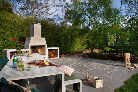 Peahen House - Accommodation Adelaide 1