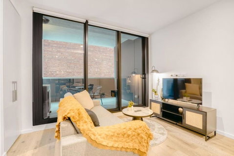 Penny Lane - 2BR Apt In The Heart Of Moonee Ponds - Accommodation Adelaide 1