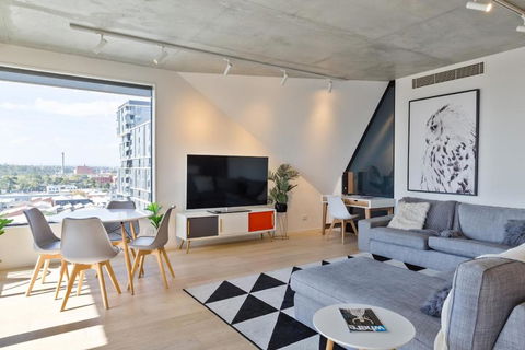 Penthouse Apartment Collingwood - Accommodation Adelaide 0