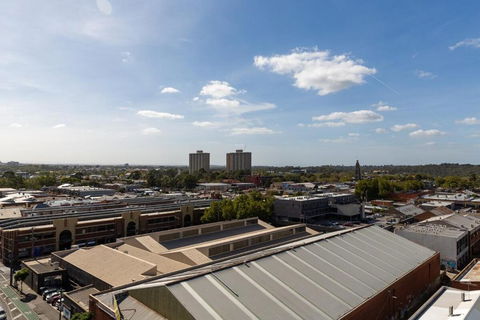Penthouse Apartment Collingwood - Accommodation Adelaide 1