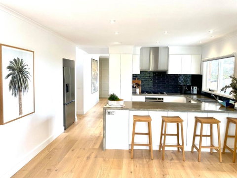 Pool & Pet Friendly - Mornington Peninsula Beach House - Accommodation Adelaide 2