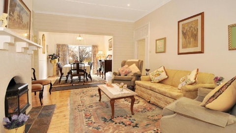 Plum Tree Cottage - Accommodation Adelaide 1