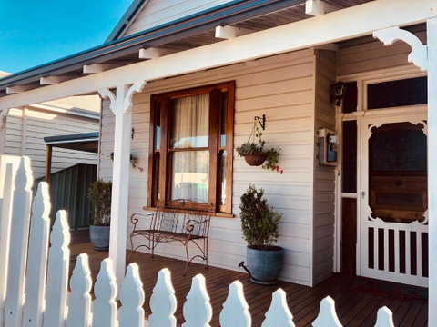 Railway Cottage - Accommodation Adelaide 2