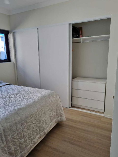 Private Bedroom And Bathroom In A Shared Apartment - Accommodation Adelaide 1