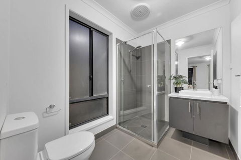 Private Room Cbd Airport 20 Min - Accommodation Adelaide 3