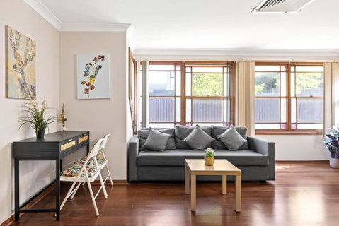 Quadruple Room W Ensuite In Gordon Near Train & Bus - Accommodation Adelaide 2