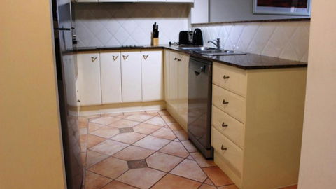 Quality Aquarius Apartment On The Beach! - Accommodation Adelaide 2