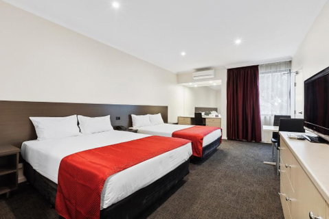 Quality Hotel Manor - Accommodation Adelaide 3