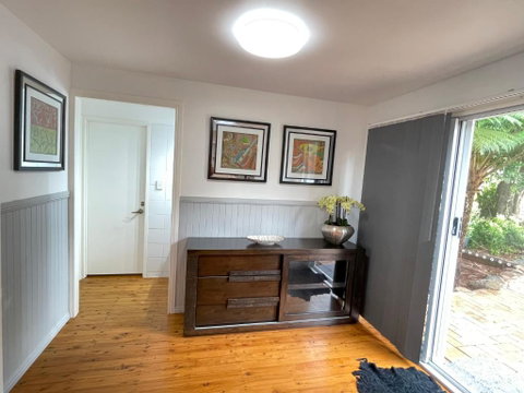 Quiet, Cozy And Calm 3 Bedroom House. - Accommodation Adelaide 1
