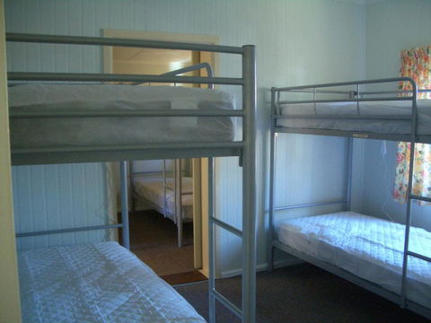 Rainbow Pines Tourist Caravan Park - Accommodation Adelaide 1