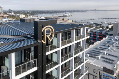 R Hotel Geelong - Accommodation Adelaide 1