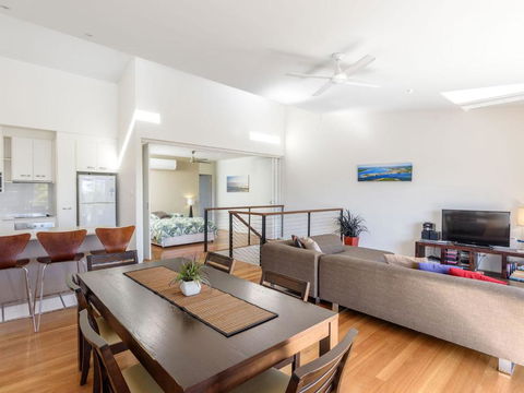 Rainbow Surf 4 - Accommodation Adelaide 3