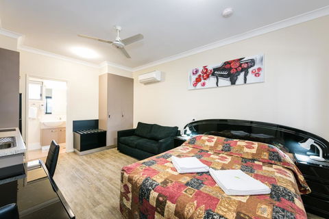 Athena Studio Units - Accommodation Adelaide 1