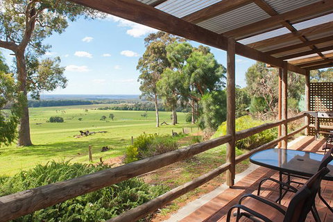 Augusta Sheoak Chalets - Accommodation Adelaide 0