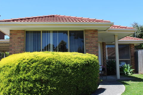Australian Home Away @ Doncaster Anderson Creek 2 - Accommodation Adelaide 0