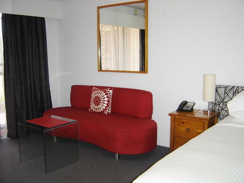 Avaleen Lodge Motor Inn - Accommodation Adelaide 3