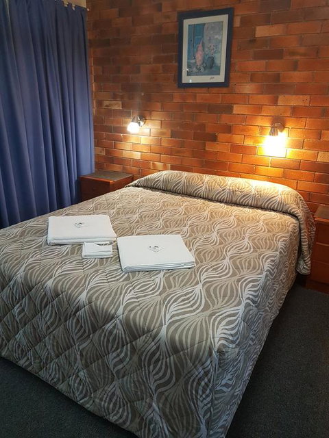 Avocado Motor Inn - Accommodation Adelaide 0