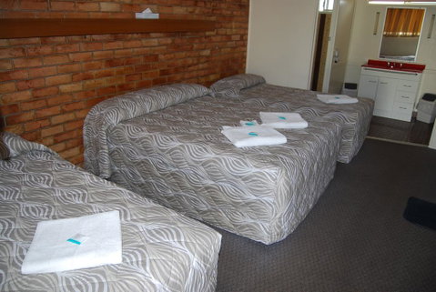 Avocado Motor Inn - Accommodation Adelaide 3