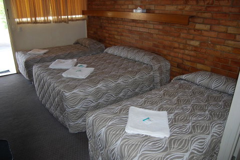 Avocado Motor Inn - Accommodation Adelaide 2