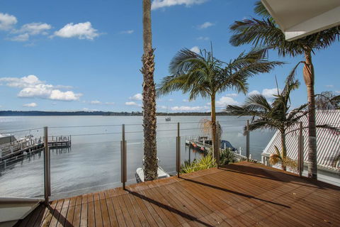 Bancroft Bay Frontage - Accommodation Adelaide 1