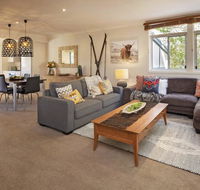 Banjo 33 - Accommodation Adelaide