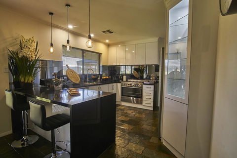 Barossa Elegance - Accommodation Adelaide 3