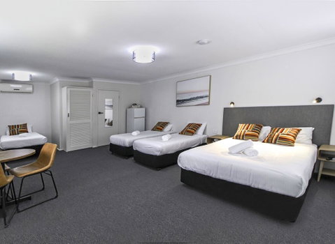Batemans Bay Hotel - Accommodation Adelaide 2