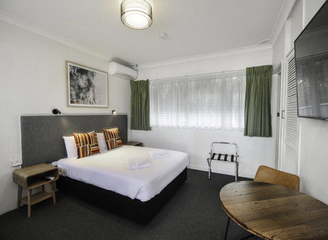 Batemans Bay Hotel - Accommodation Adelaide 1
