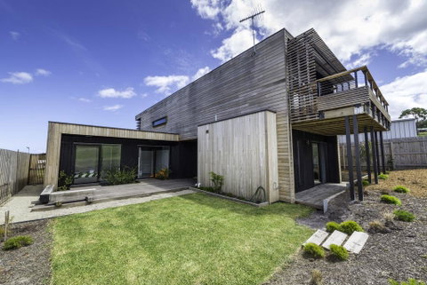 Bay Retreat - Accommodation Adelaide 0