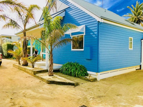 Beach Life - Accommodation Adelaide 1