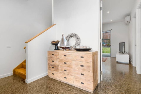 Beach Road Luxury With Ocean Views - Accommodation Adelaide 3
