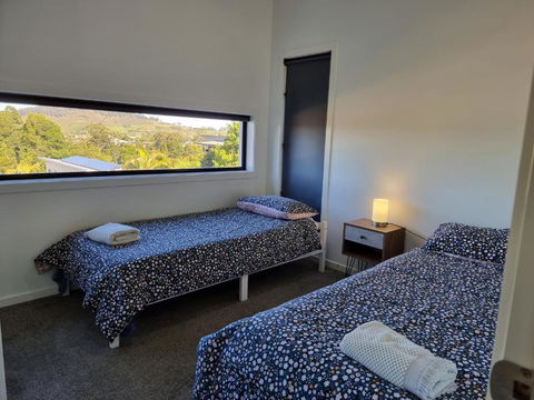 RESIDENTIAL 4 BEDROOM House - Accommodation Adelaide 3