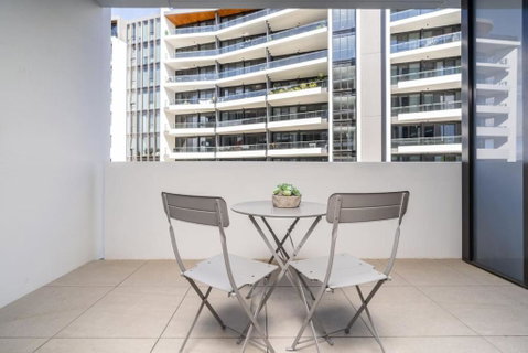 Restful Apt Near ANZAC Park West - Accommodation Adelaide 2