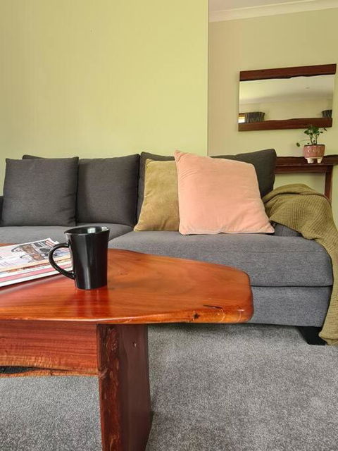 REDGUM RETREAT BRIGHT - Luxury Spa Villa - Accommodation Adelaide 3