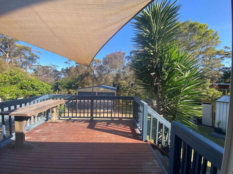 Reel & Relax: 3BR Beach House - Fish, Swim, Surf - Accommodation Adelaide 1
