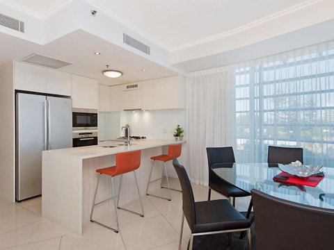 Reflections Tower 2 Unit 401 - Accommodation Adelaide 3