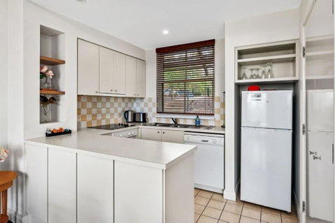 Refreshing Valley Escape - Accommodation Adelaide 3