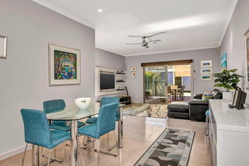 Relaxing Getaway Steps From Grange Beach with Accommodation Adelaide