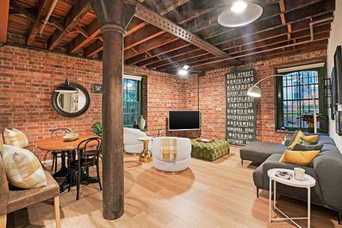 Retro Meets Industrial At Heritage Bond Store - Accommodation Adelaide 0