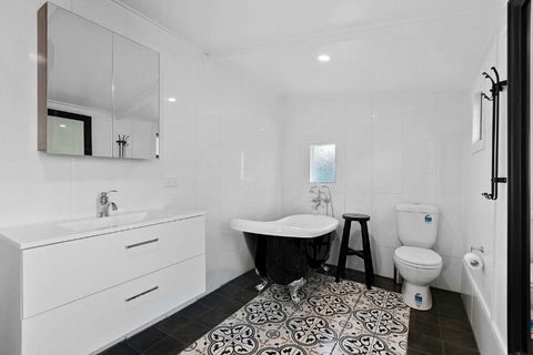 Retro On Walker - Accommodation Adelaide 3