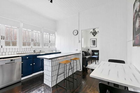 Retro On Walker - Accommodation Adelaide 2