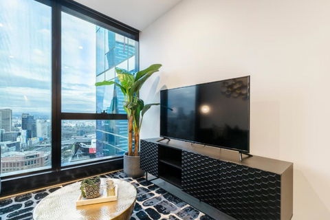 Ritzy Apartment In Iconic Australia 108 With Views - Accommodation Adelaide 3