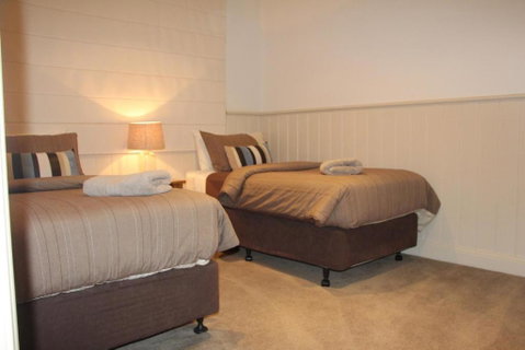 River Rock Cottage Centrally Located And Dog Friendly - Accommodation Adelaide 2