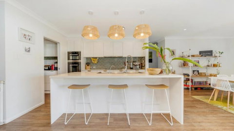 Riviera - Pool & Quick Walk To Centre - Accommodation Adelaide 2