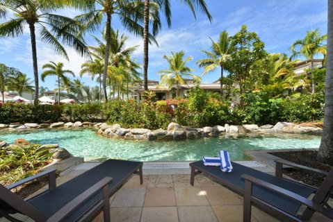 Resort-style Swim Out - A True Tropical Oasis - Accommodation Adelaide 0